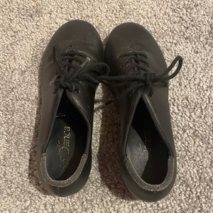 Girls tap shoes